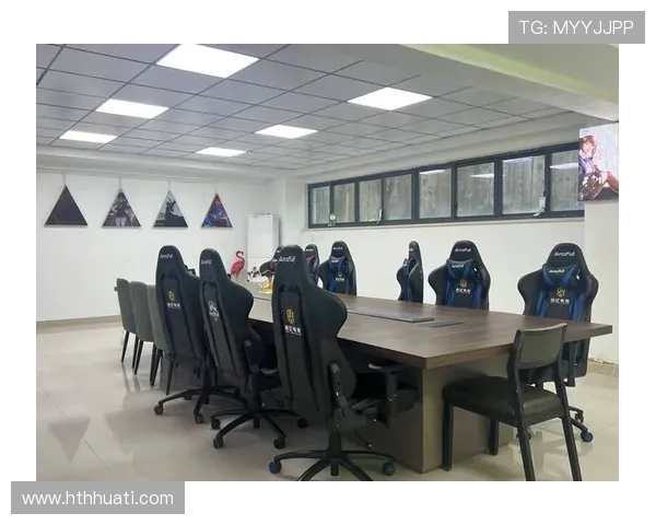 华体会电竞培训提供专业教练指导确保每位学员都能获得个性化提升方案